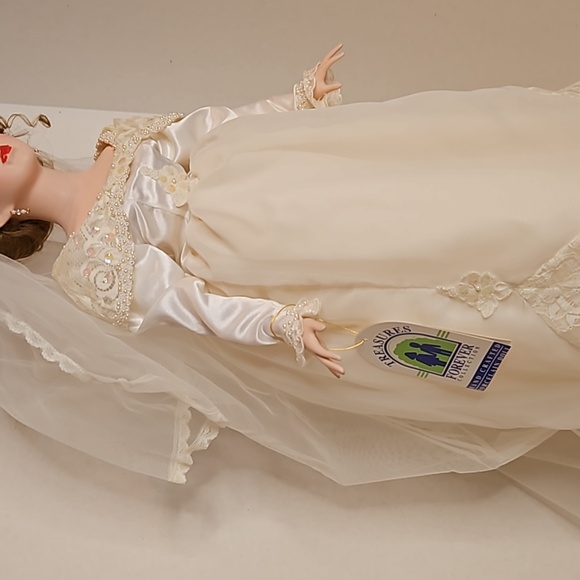 Lenore by Treasures Forever doll repaint - Picture 5 of 10